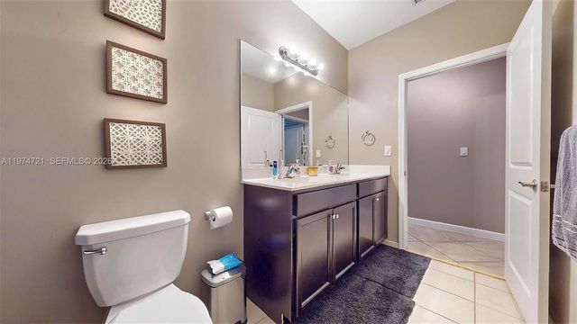 154 SE 23rd Ter, Homestead, FL 33033