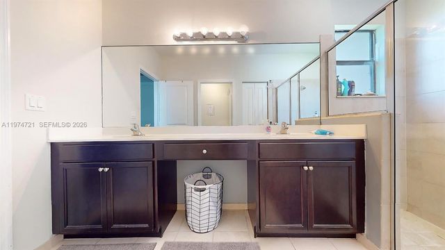 154 SE 23rd Ter, Homestead, FL 33033