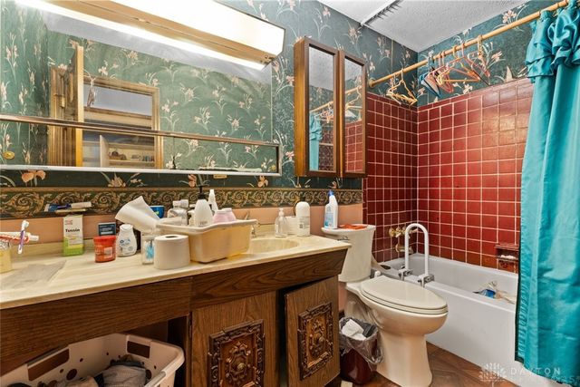 420 Clearcreek Franklin Road, Springboro, OH 45066