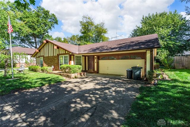 420 Clearcreek Franklin Road, Springboro, OH 45066