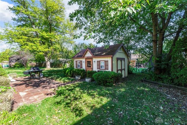 420 Clearcreek Franklin Road, Springboro, OH 45066