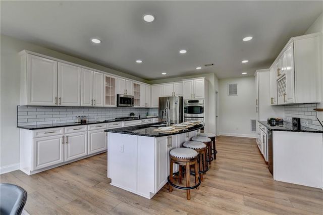 2825 Waterstone Drive, Cumming, GA 30041
