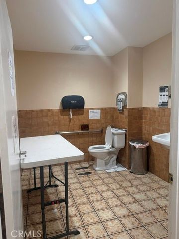 5723 Whittier, Los Angeles, CA 90022