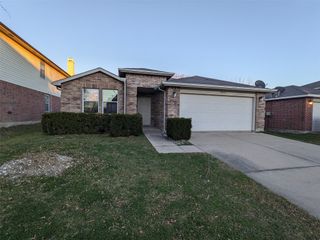 16424 Red River Lane, Fort Worth, TX 76247