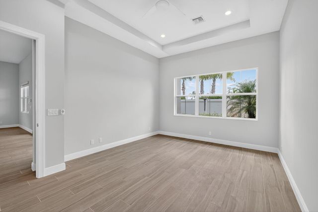 9901 Regency Way, Palm Beach Gardens, FL 33412