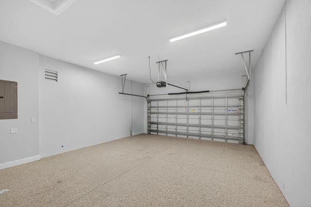 9901 Regency Way, Palm Beach Gardens, FL 33412