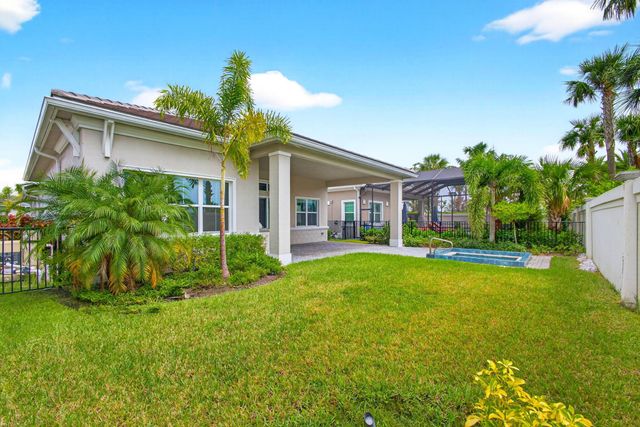 9901 Regency Way, Palm Beach Gardens, FL 33412