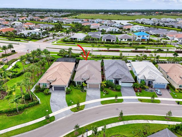 9901 Regency Way, Palm Beach Gardens, FL 33412