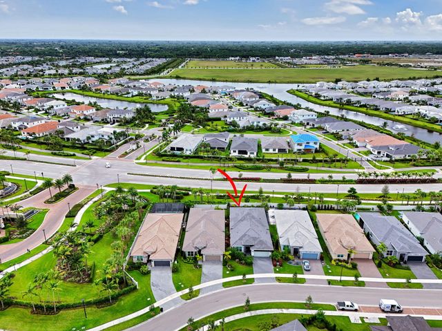 9901 Regency Way, Palm Beach Gardens, FL 33412