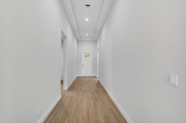 9901 Regency Way, Palm Beach Gardens, FL 33412