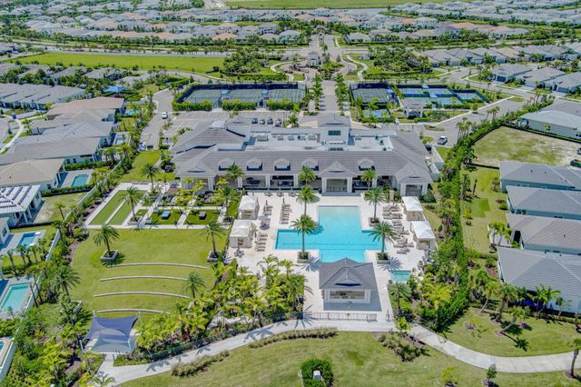 9901 Regency Way, Palm Beach Gardens, FL 33412