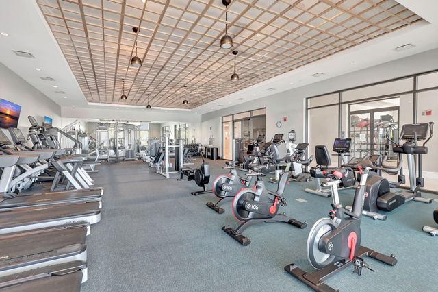 9901 Regency Way, Palm Beach Gardens, FL 33412