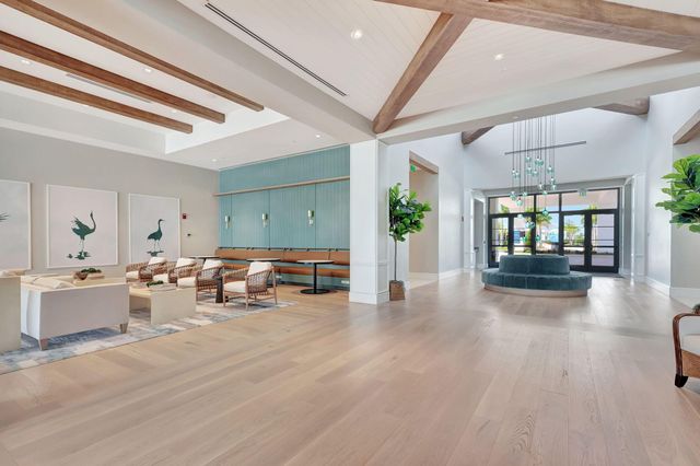 9901 Regency Way, Palm Beach Gardens, FL 33412