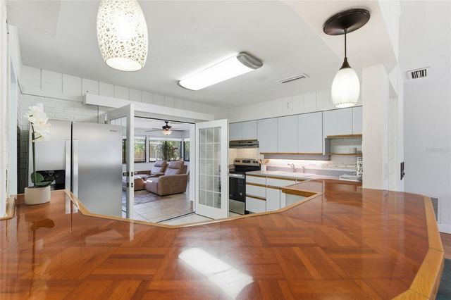 6960 52ND WAY N, Pinellas Park, FL 33781