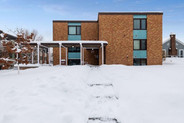 99 E 54th Street 9, Minneapolis, MN 55419