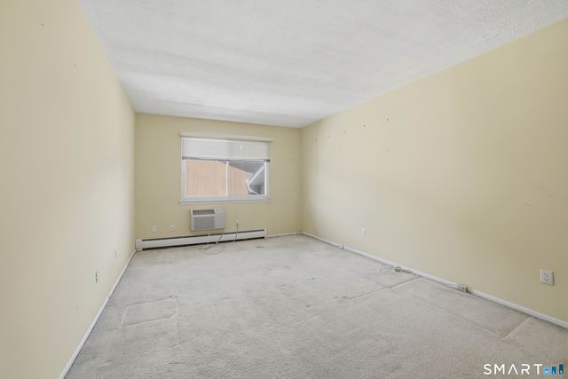 154 Cold Spring Road 80, Stamford, CT 06905