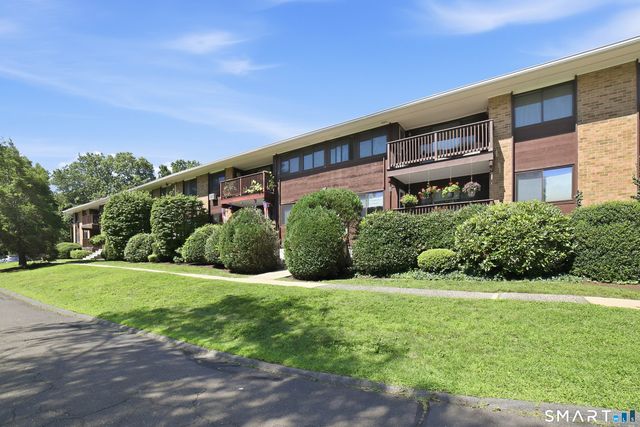154 Cold Spring Road 80, Stamford, CT 06905