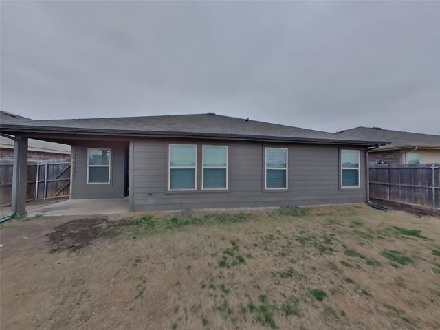 1904 Strongbark Drive, Royse City, TX 75189