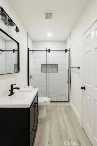1909 E 6th B, Long Beach, CA 90802