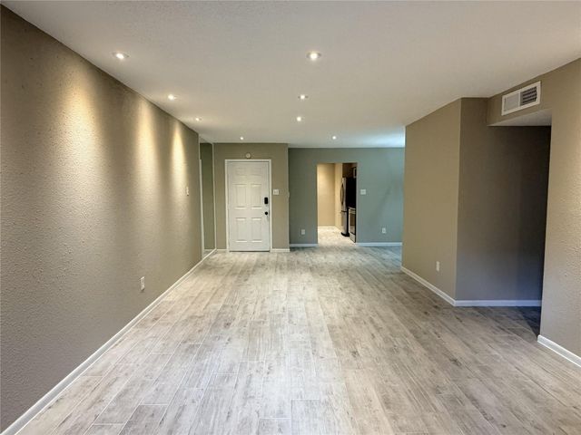 2800 Jeanetta Street 2813, Houston, TX 77063