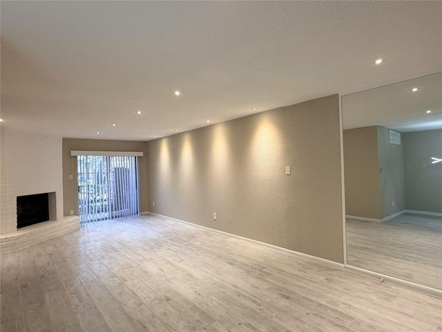 2800 Jeanetta Street 2813, Houston, TX 77063