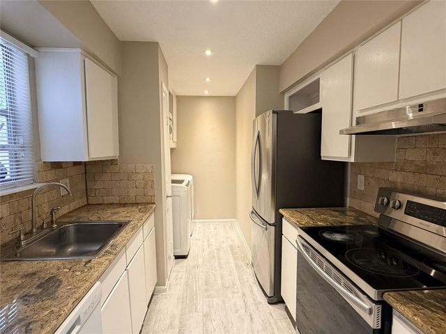 2800 Jeanetta Street 2813, Houston, TX 77063