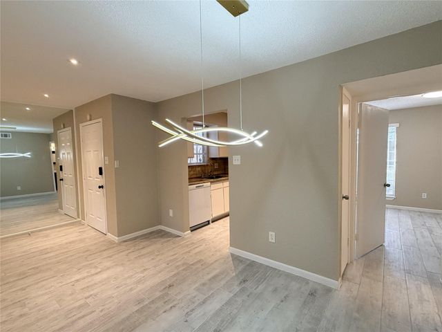 2800 Jeanetta Street 2813, Houston, TX 77063