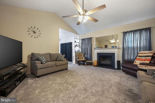 184 CARRINGTON DR, Dover, DE 19904