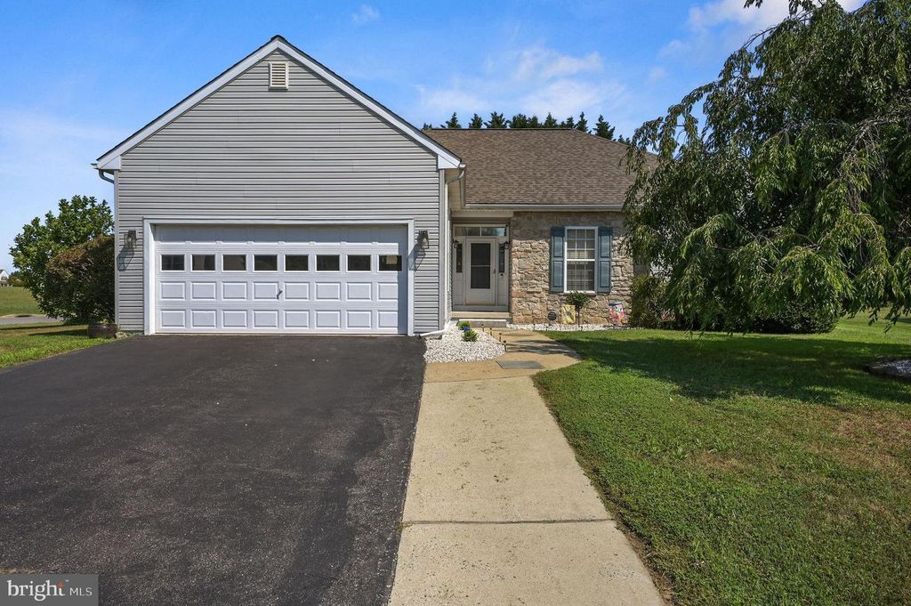 184 CARRINGTON DR, Dover, DE 19904
