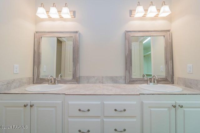 1026 Timber Trails Road, Breaux Bridge, LA 70517