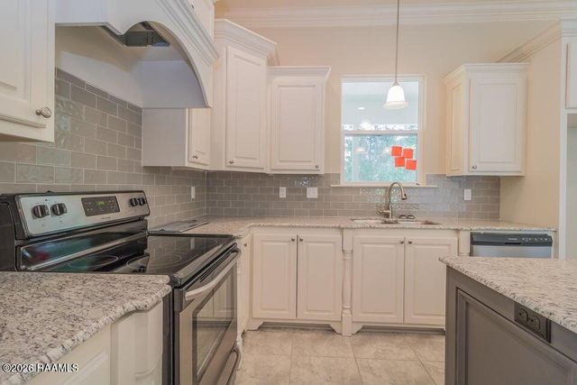 1026 Timber Trails Road, Breaux Bridge, LA 70517