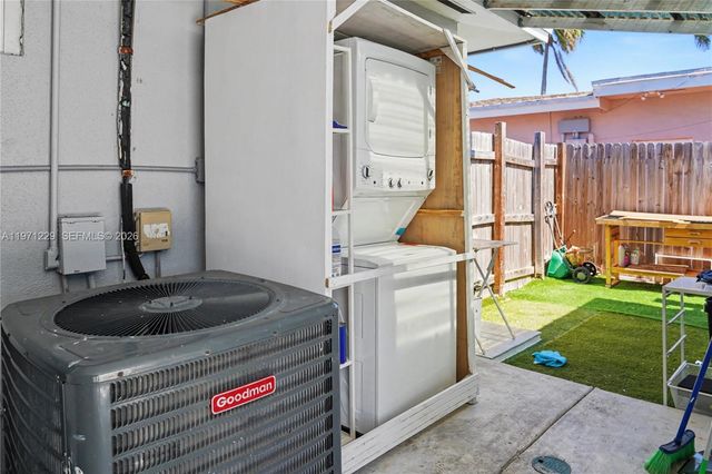 3800 SW 31st Ct, West Park, FL 33023