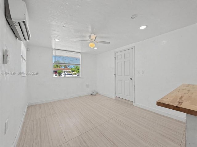 3800 SW 31st Ct, West Park, FL 33023