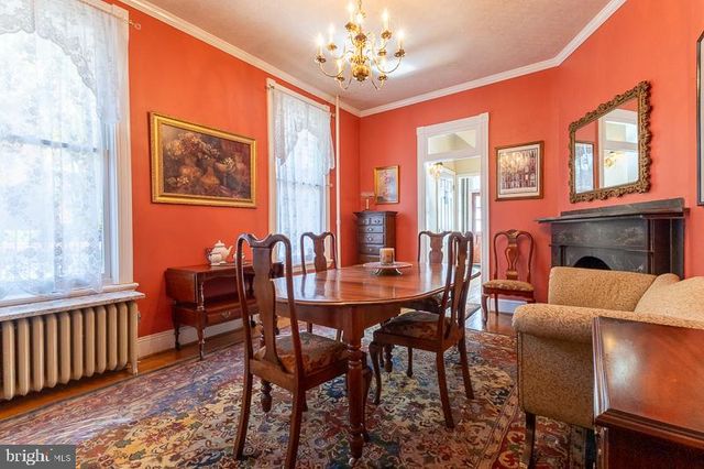 22 SECOND ST E, Frederick, MD 21701