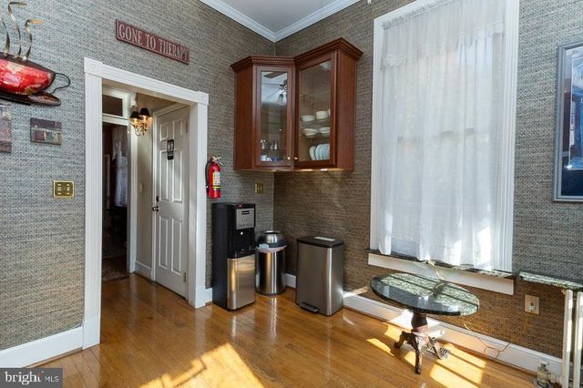 22 SECOND ST E, Frederick, MD 21701