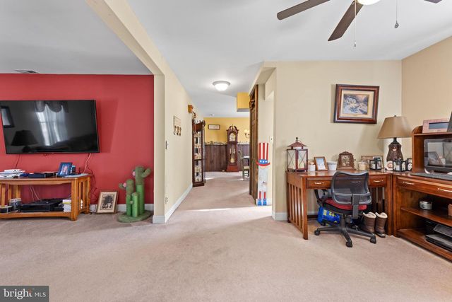 48 HELEN AVE, Maple Shade, NJ 08052