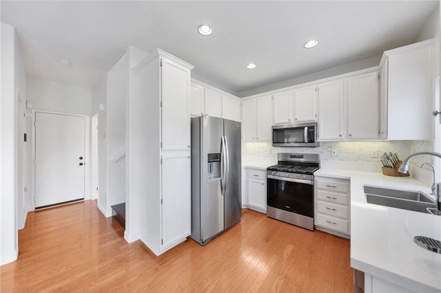 32903 Charmes Court, Temecula, CA 92592