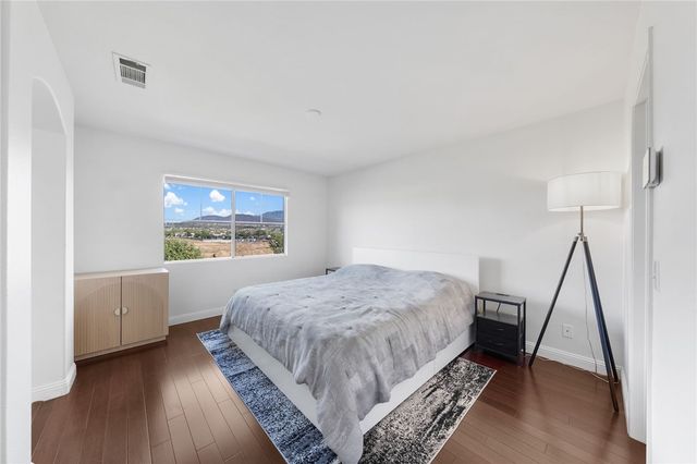 32903 Charmes Court, Temecula, CA 92592