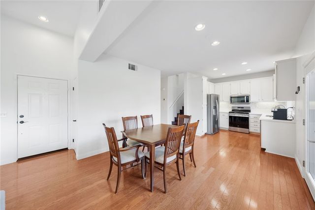 32903 Charmes Court, Temecula, CA 92592