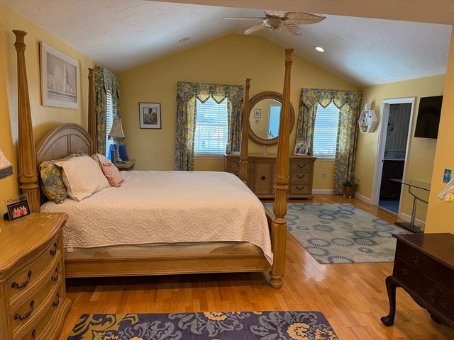 3 Walnut Knolls, Canton, MA 02021
