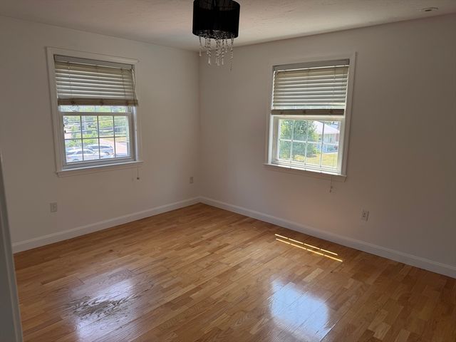 3 Walnut Knolls, Canton, MA 02021