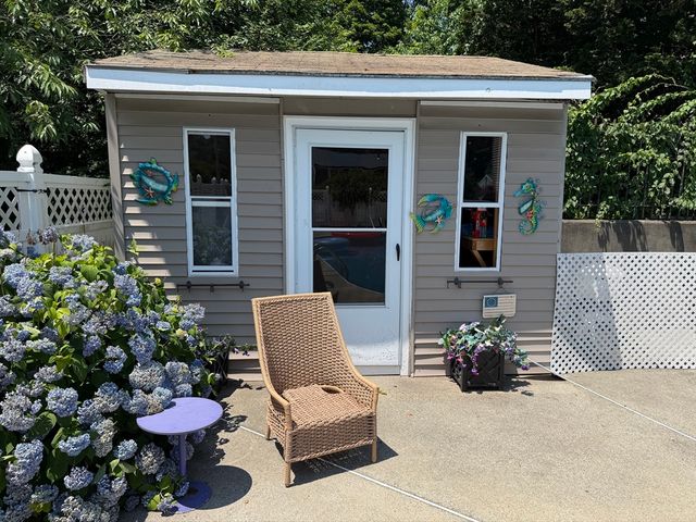 3 Walnut Knolls, Canton, MA 02021