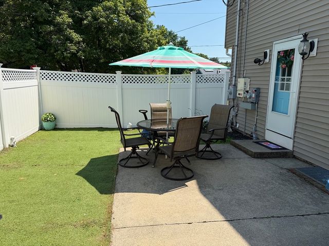 3 Walnut Knolls, Canton, MA 02021