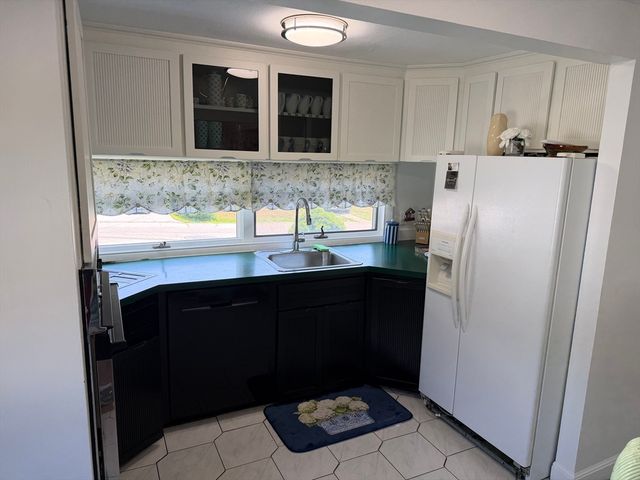 3 Walnut Knolls, Canton, MA 02021