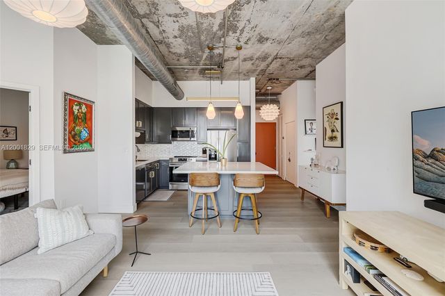 2001 Biscayne Blvd 2617, Miami, FL 33137