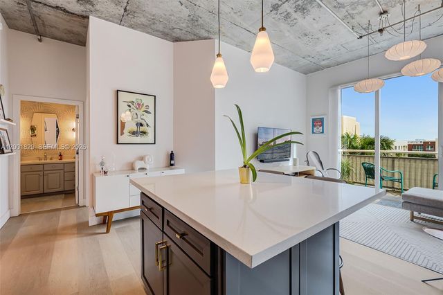 2001 Biscayne Blvd 2617, Miami, FL 33137