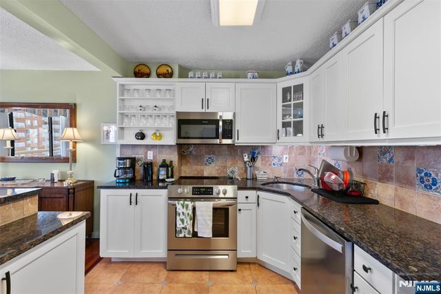 151 Prospect Avenue 9D, Hackensack, NJ 07601