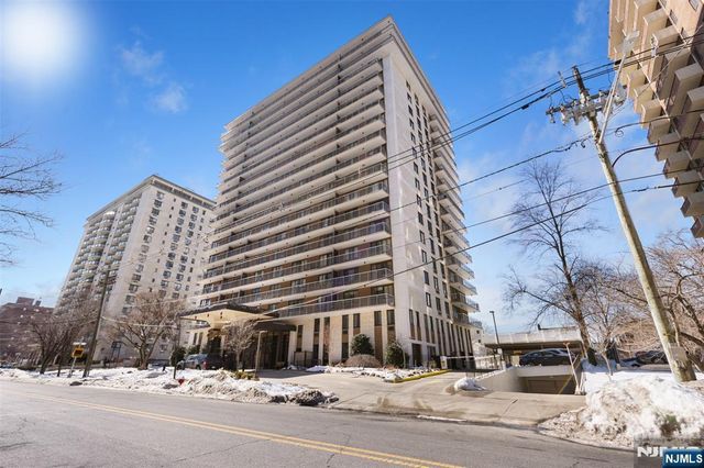 151 Prospect Avenue 9D, Hackensack, NJ 07601