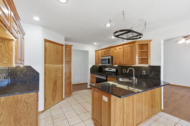 3551 W Cole Street, Battlefield, MO 65619