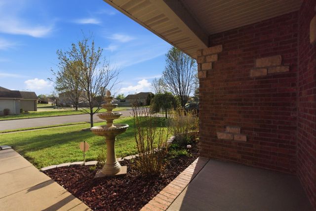 3551 W Cole Street, Battlefield, MO 65619